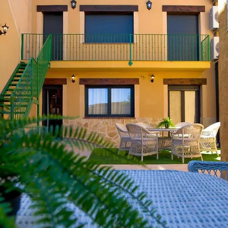 La Centralita De La Abuela * סגוביה