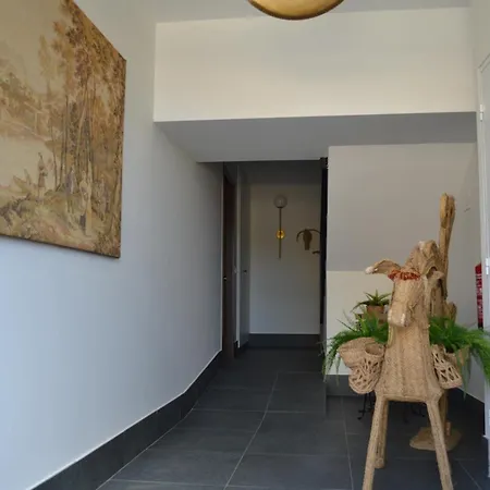 La Centralita De La Abuela 세고비아