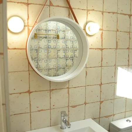 La Centralita De La Abuela Segovia